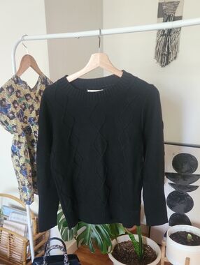 Indigenous Organic Cotton Cable Knit Sweater